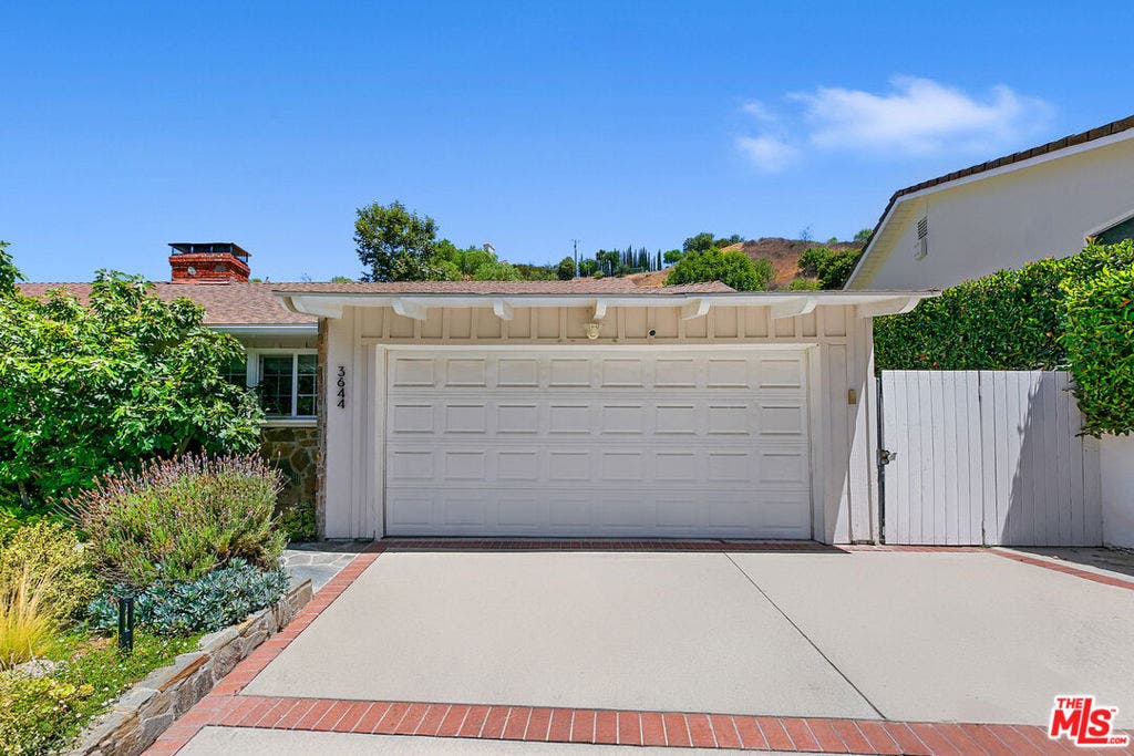 3644 Goodland Avenue, Los Angeles, CA 91604 3644 Goodland Avenue, Los Angeles, CA 91604