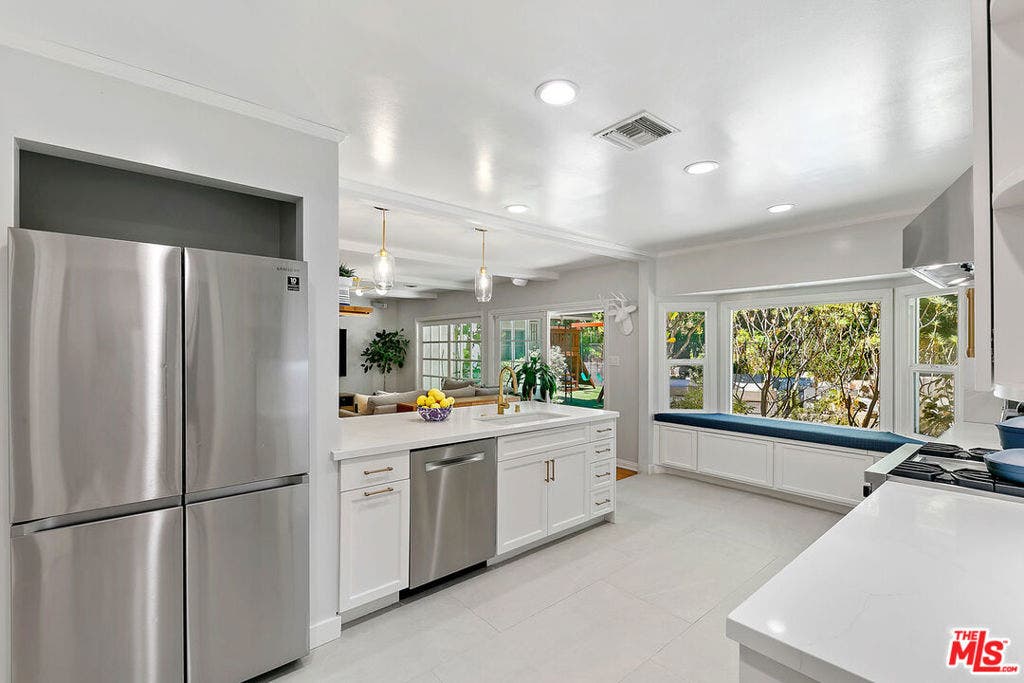 3644 Goodland Avenue, Los Angeles, CA 91604 3644 Goodland Avenue, Los Angeles, CA 91604