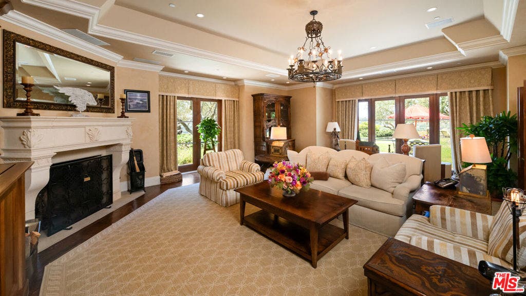 10 Beverly Ridge Terrace, Beverly Hills, CA 90210 10 Beverly Ridge Terrace, Beverly Hills, CA 90210