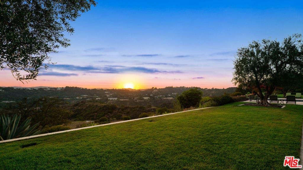 10 Beverly Ridge Terrace, Beverly Hills, CA 90210 10 Beverly Ridge Terrace, Beverly Hills, CA 90210