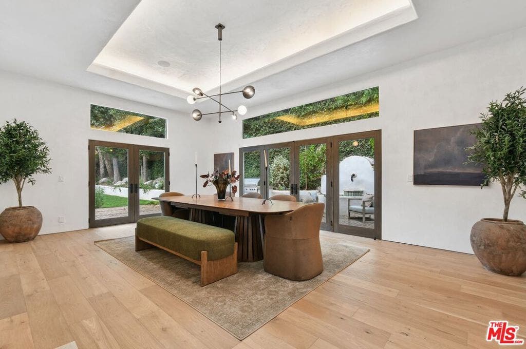 17647 BELINDA Street, Encino, CA 91316
