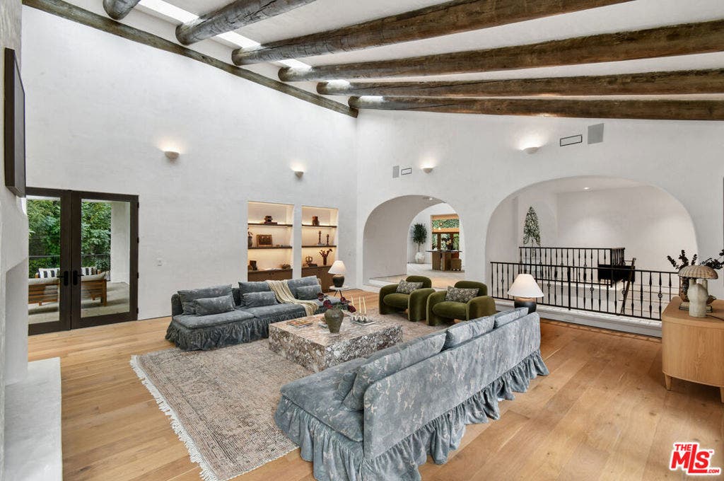 17647 BELINDA Street, Encino, CA 91316