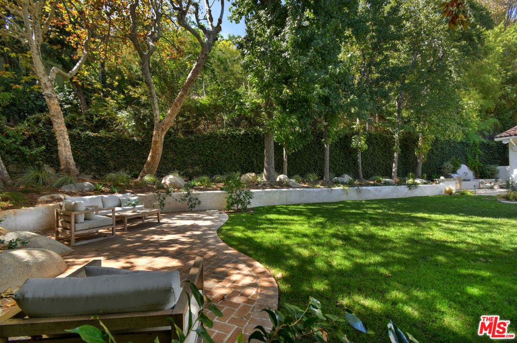 17647 BELINDA Street, Encino, CA 91316