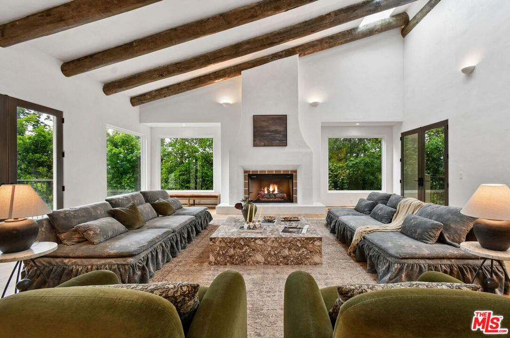 17647 BELINDA Street, Encino, CA 91316