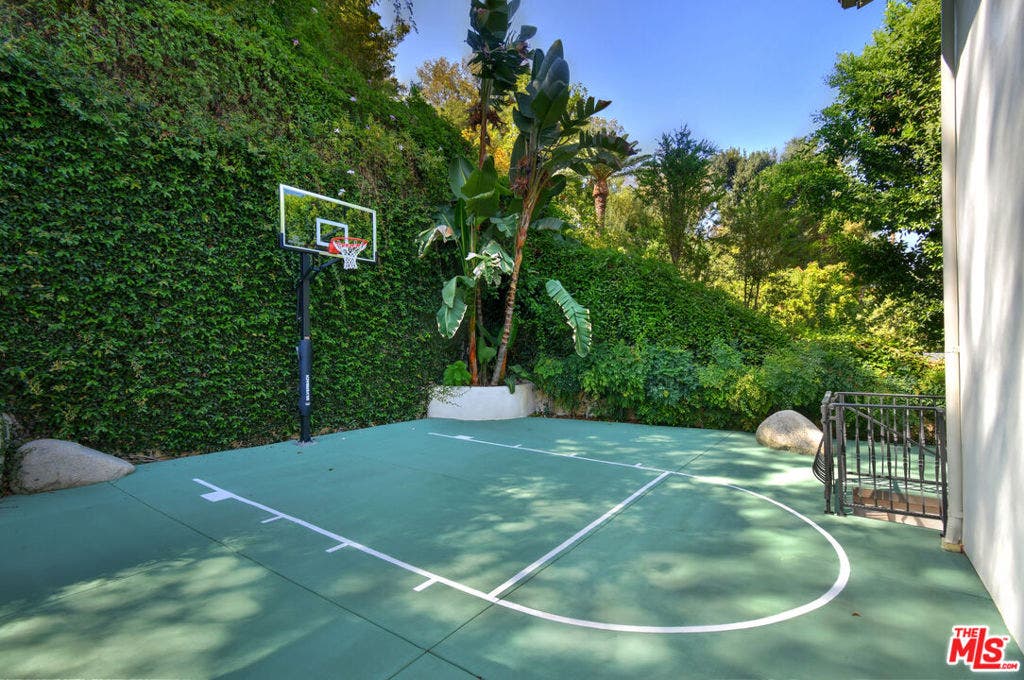 17647 BELINDA Street, Encino, CA 91316
