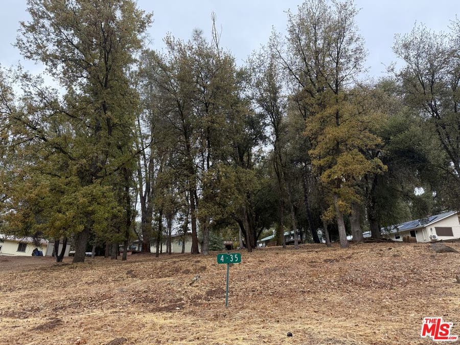 Property photo for 0 Crecent Way, Groveland, CA