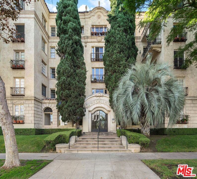 Property photo for 109 N Sycamore Avenue, #204, Los Angeles, CA