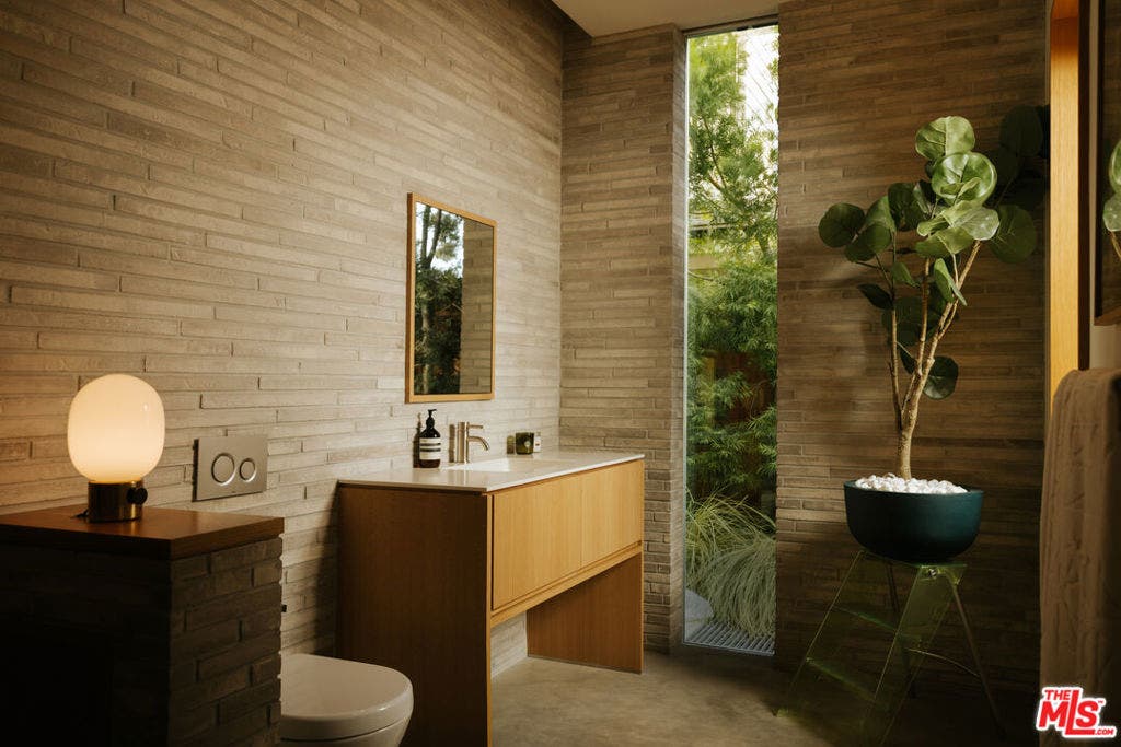 Guest house bath