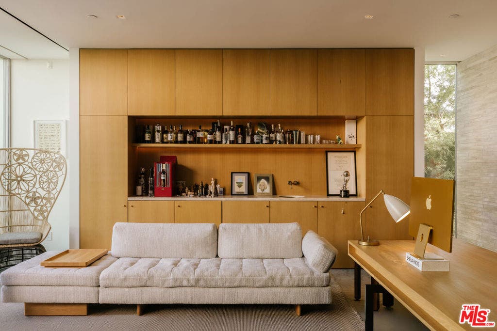 Guest house