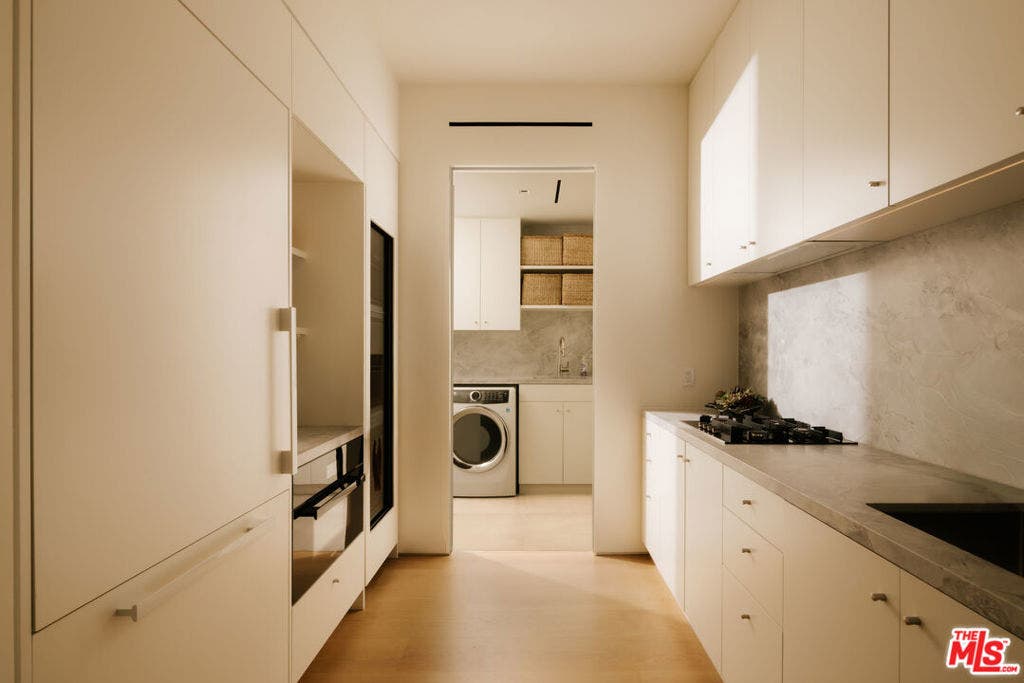 2nd kitchen
