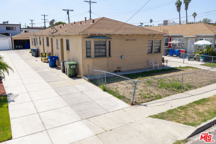 Property photo for 8612 Beverlywood Street, Los Angeles, CA