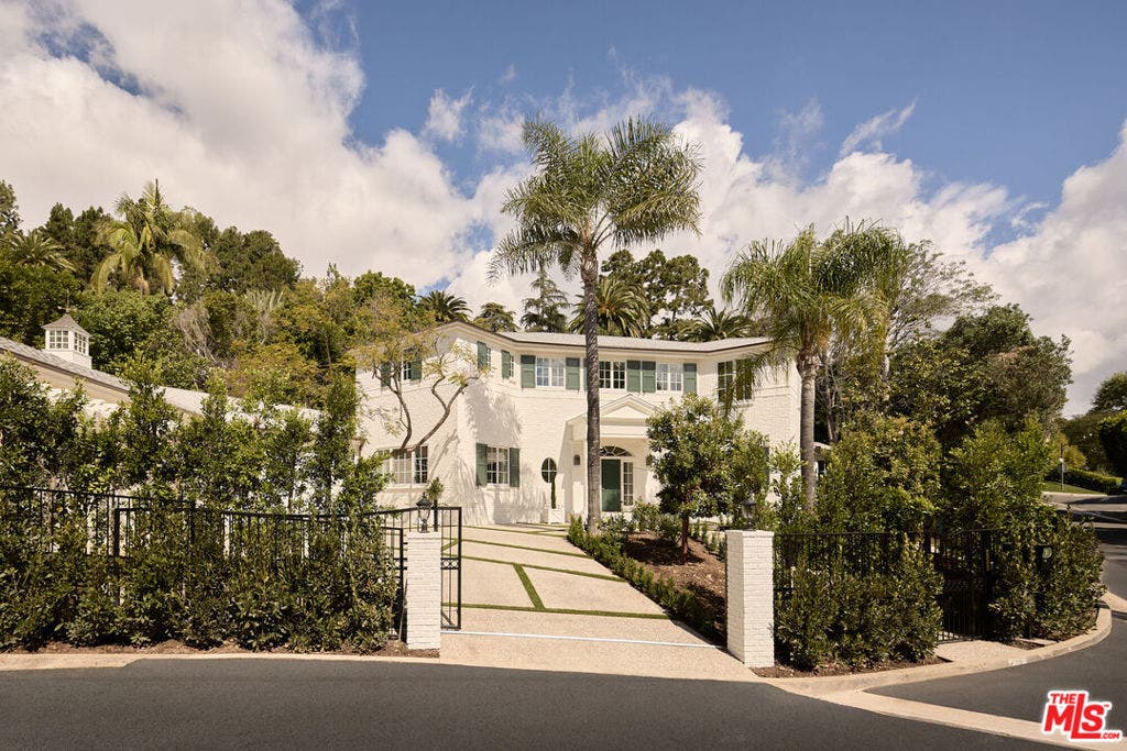 31 Oakmont Drive, Los Angeles, CA 90049