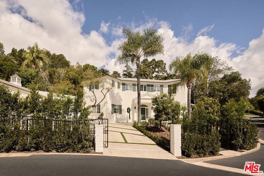 Property photo for 31 Oakmont Drive, Los Angeles, CA