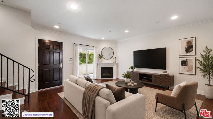 Property photo for 1529 S Beverly Drive, #4, Los Angeles, CA