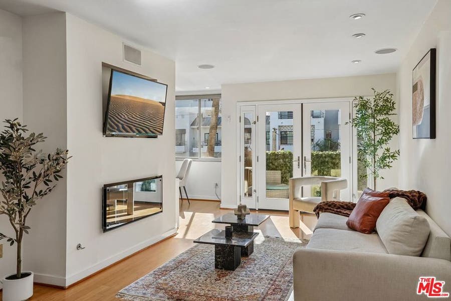 Property photo for 1124 N La Cienega Boulevard, #301, West Hollywood, CA