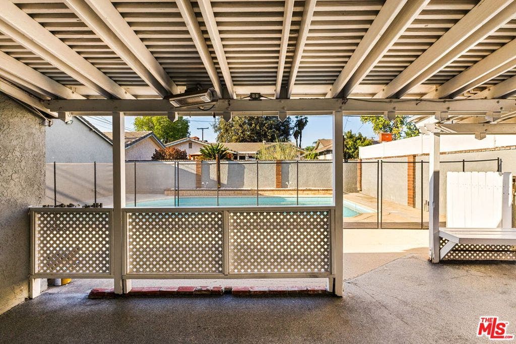 205 E Hurst Street, Covina, CA 91723 205 E Hurst Street, Covina, CA 91723