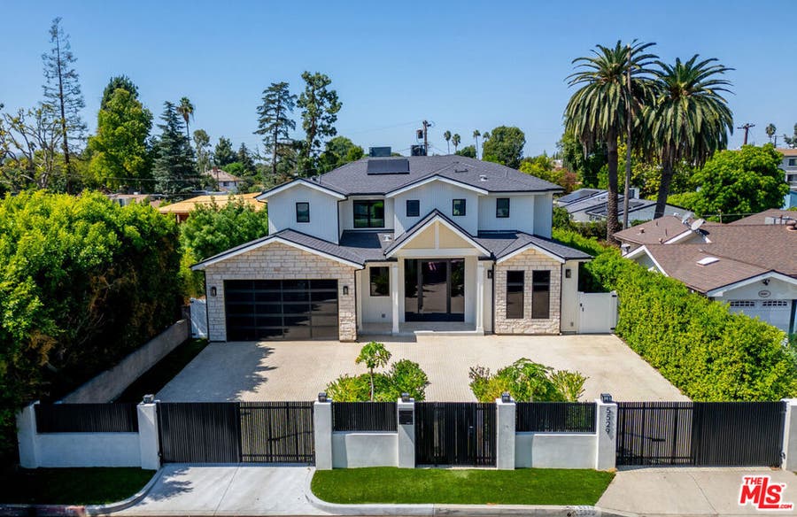 Property photo for 5529 Greenbush Avenue, Sherman Oaks, CA
