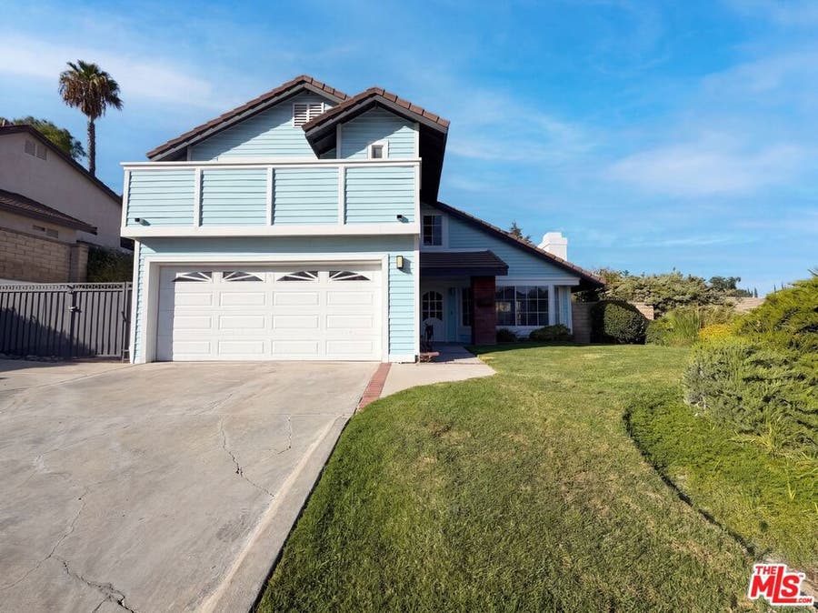 Property photo for 20021 Kent Lane, Santa Clarita, CA