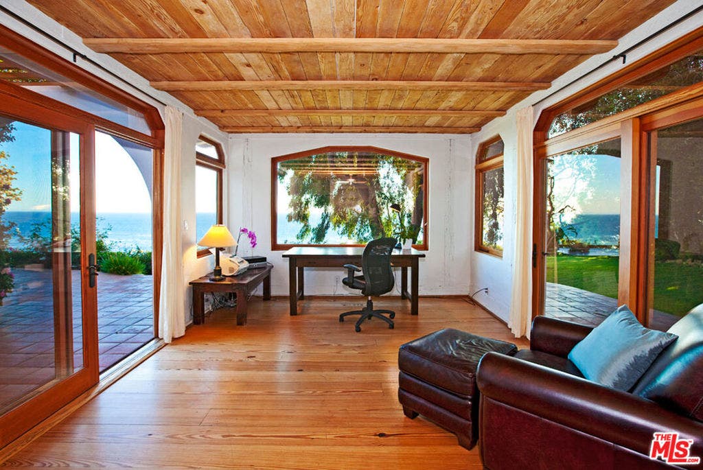 32752 Pacific Coast Highway, Malibu, CA 90265