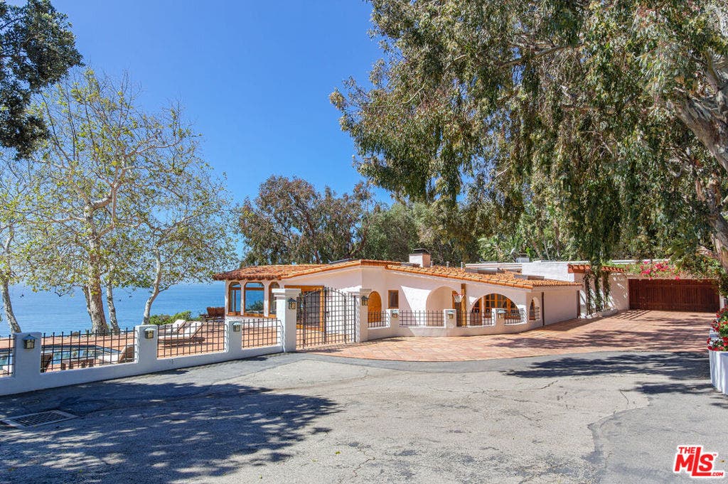 32752 Pacific Coast Highway, Malibu, CA 90265