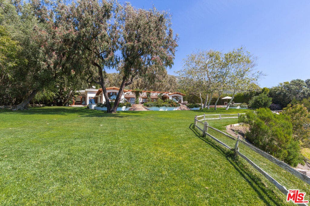 32752 Pacific Coast Highway, Malibu, CA 90265