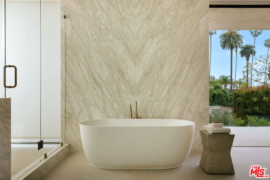 510 N Alpine Drive, Beverly Hills, CA 90210 510 N Alpine Drive, Beverly Hills, CA 90210