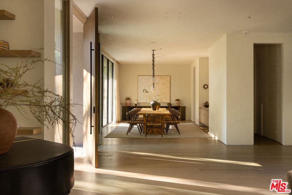 510 N Alpine Drive, Beverly Hills, CA 90210 510 N Alpine Drive, Beverly Hills, CA 90210