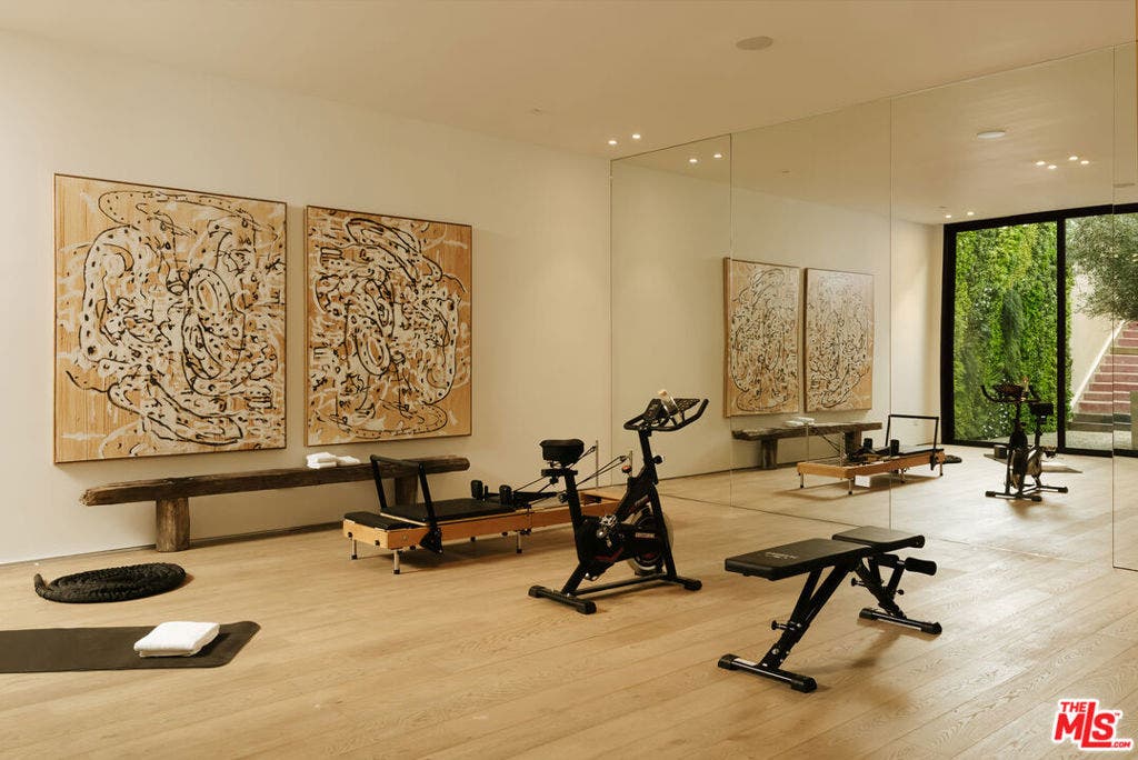 510 N Alpine Drive, Beverly Hills, CA 90210 510 N Alpine Drive, Beverly Hills, CA 90210