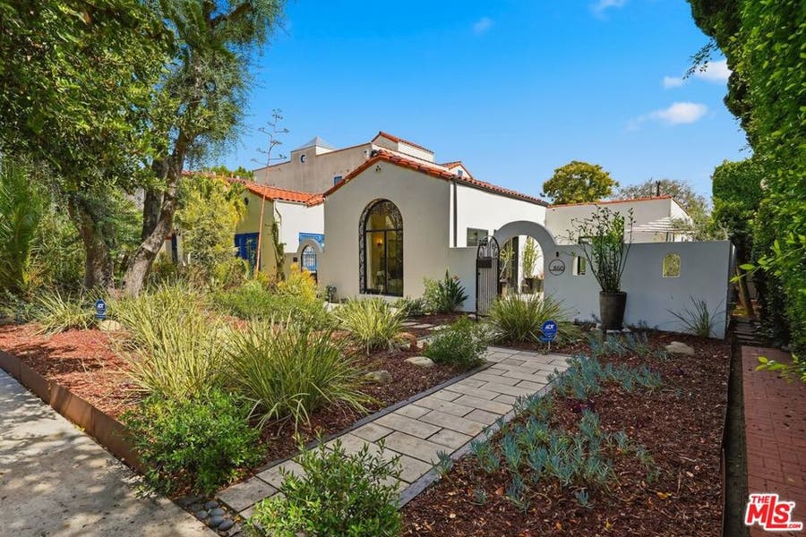 Property photo for 860 S Mullen Avenue, Los Angeles, CA