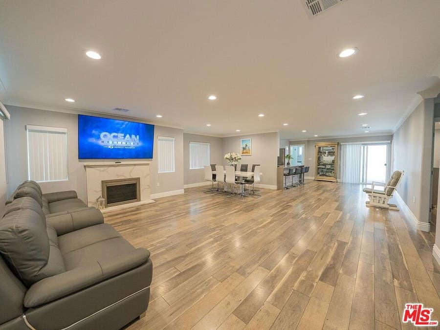 Property photo for 7001 Mammoth Avenue, Los Angeles, CA