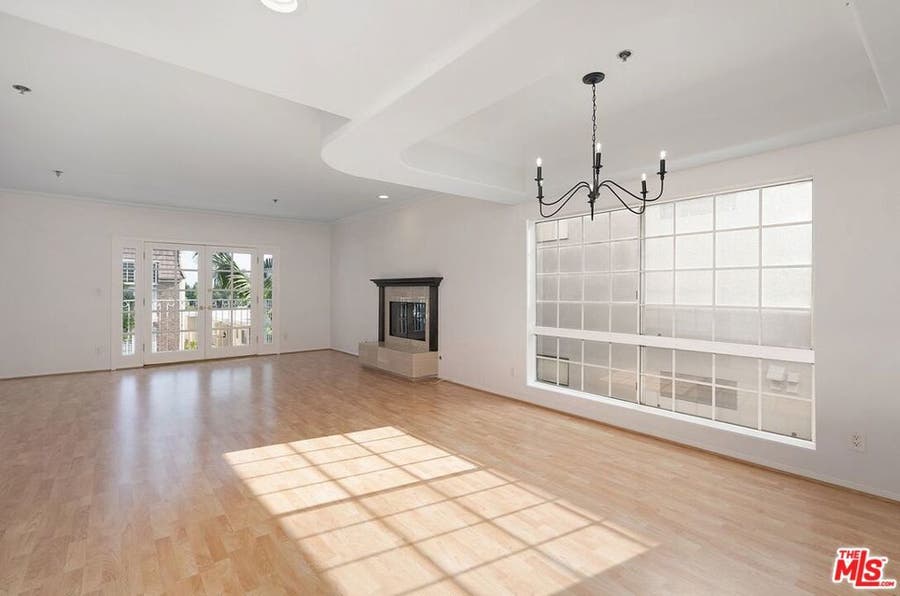 Property photo for 2205 S Bentley Avenue, #301, Los Angeles, CA