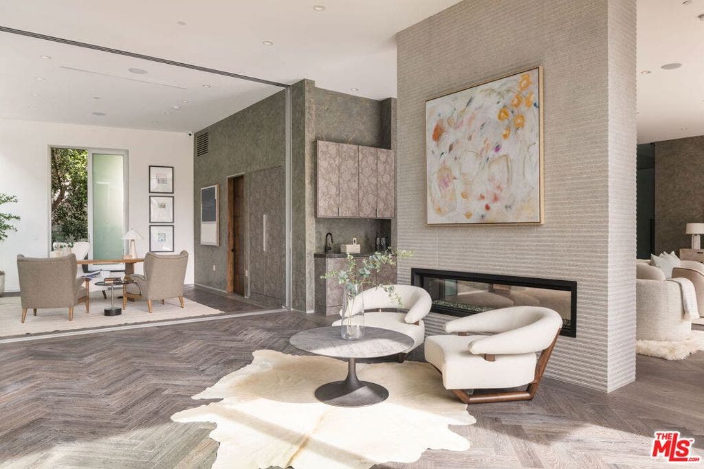 1116 Chantilly Road, Los Angeles, CA 90077 1116 Chantilly Road, Los Angeles, CA 90077