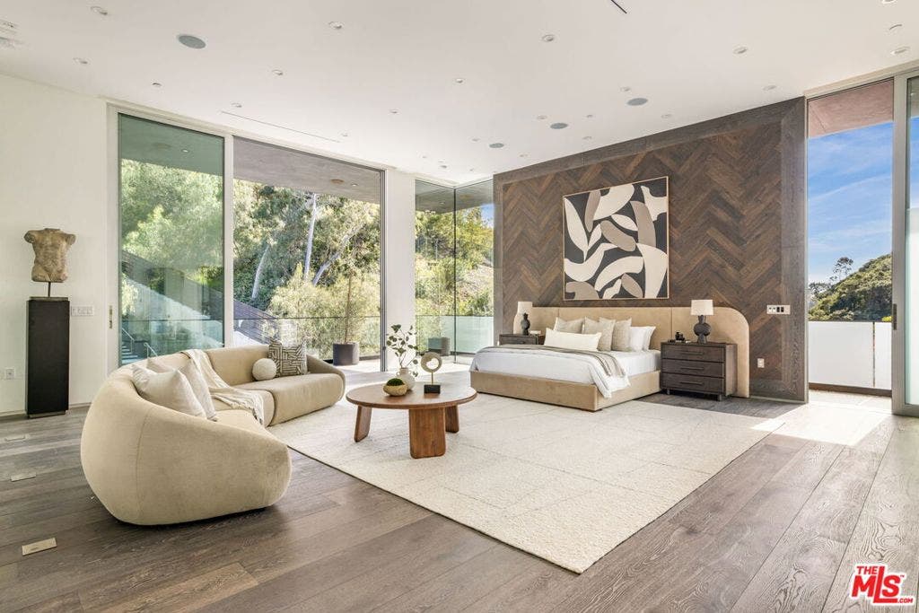1116 Chantilly Road, Los Angeles, CA 90077 1116 Chantilly Road, Los Angeles, CA 90077
