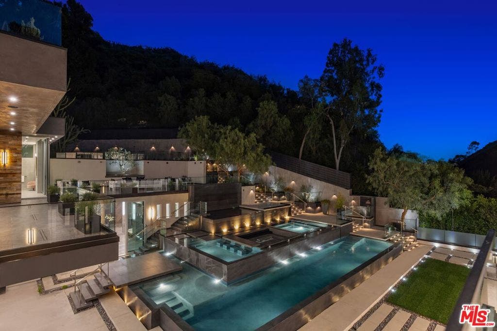 1116 Chantilly Road, Los Angeles, CA 90077 1116 Chantilly Road, Los Angeles, CA 90077