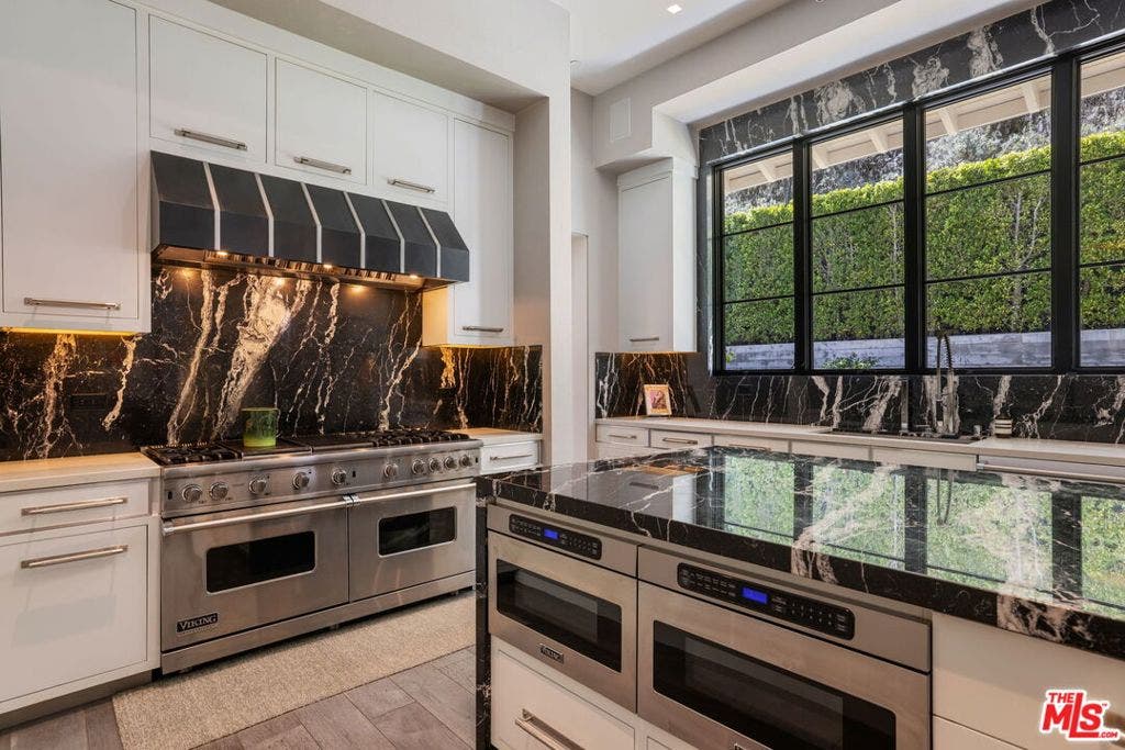 1281 Stone Canyon Road, Los Angeles, CA 90077