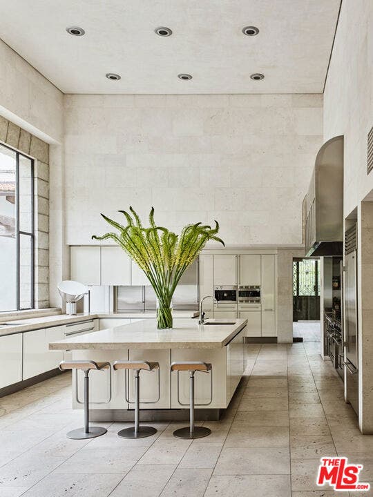 133 S Mapleton Drive, Los Angeles, CA 90024 133 S Mapleton Drive, Los Angeles, CA 90024