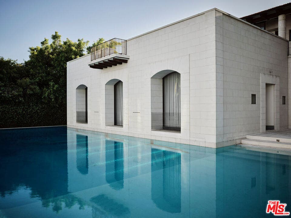 133 S Mapleton Drive, Los Angeles, CA 90024 133 S Mapleton Drive, Los Angeles, CA 90024