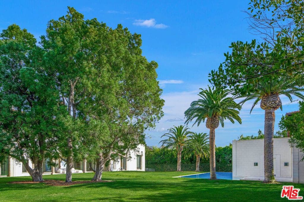 133 S Mapleton Drive, Los Angeles, CA 90024 133 S Mapleton Drive, Los Angeles, CA 90024