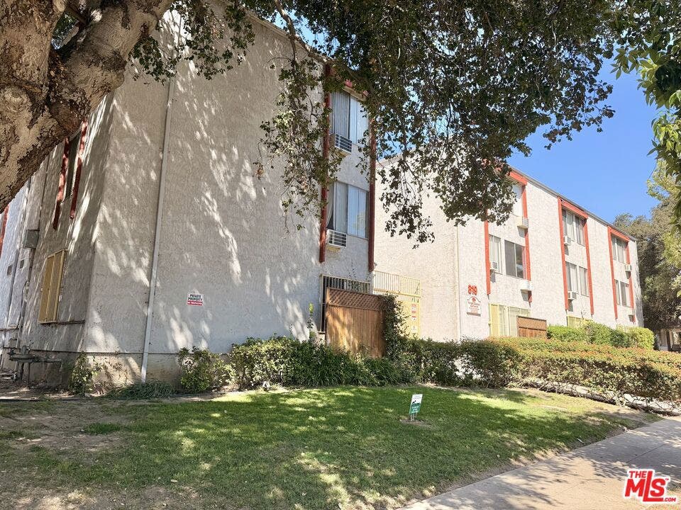 819 Wright Avenue, Pasadena, CA 91104