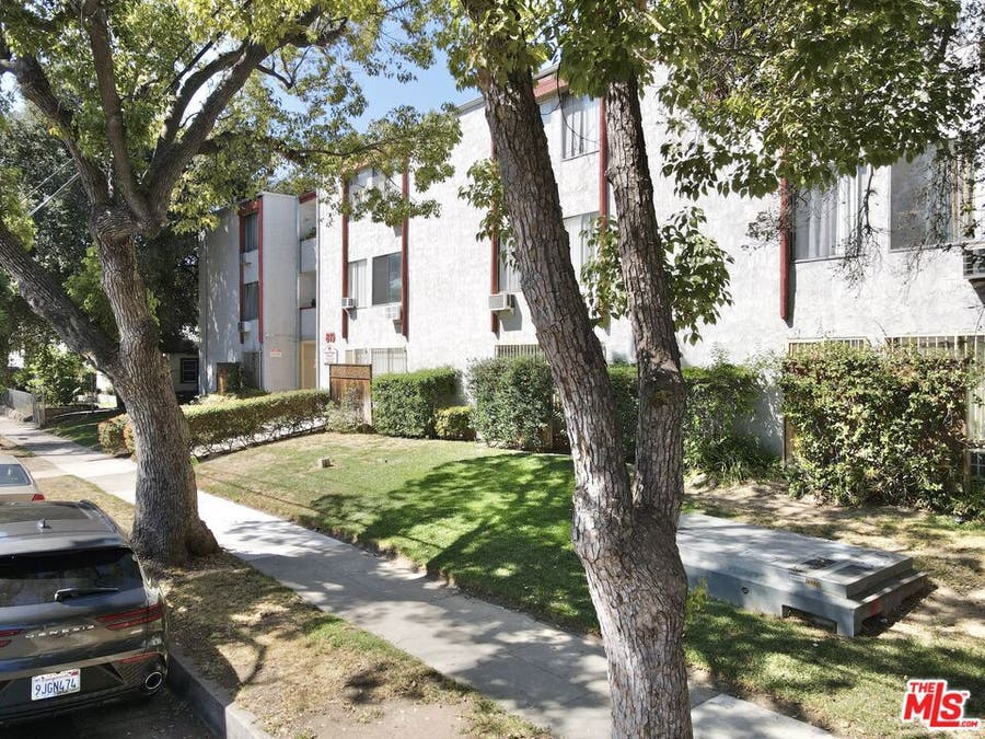 Property photo for 819 Wright Avenue, Pasadena, CA