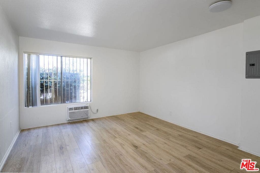 819 Wright Avenue, Pasadena, CA 91104