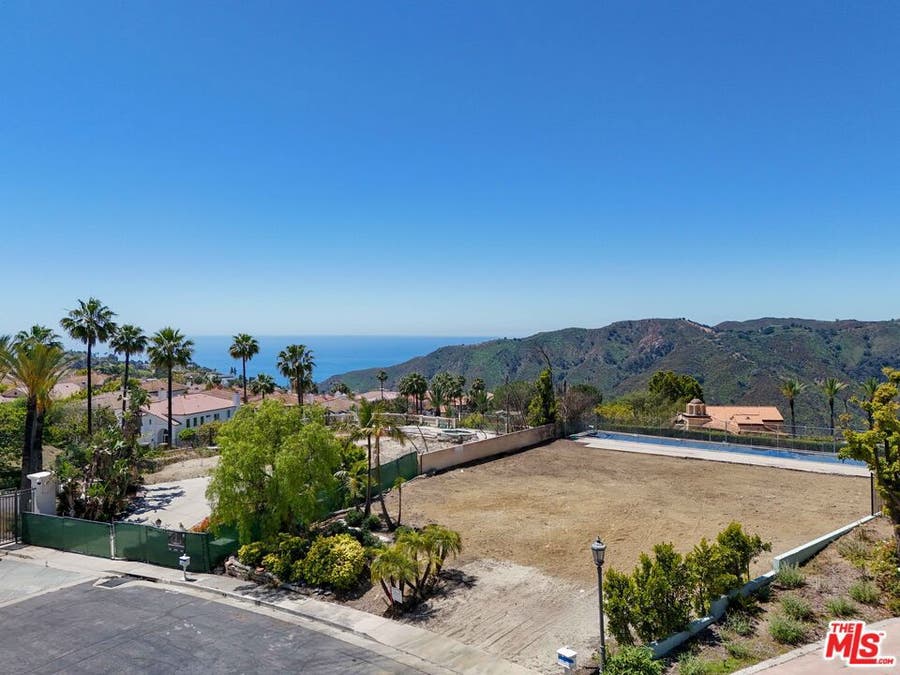 Property photo for 16895 Calle De Sarah, Pacific Palisades, CA