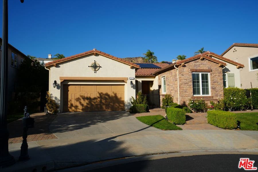 Property photo for 20451 Via Sansovino, Northridge, CA
