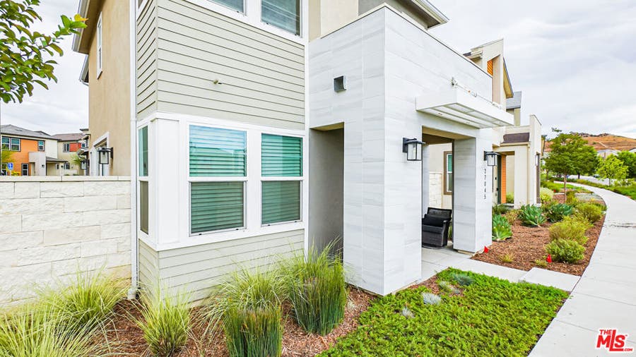 Property photo for 27045 Trail View Lane, Valencia, CA