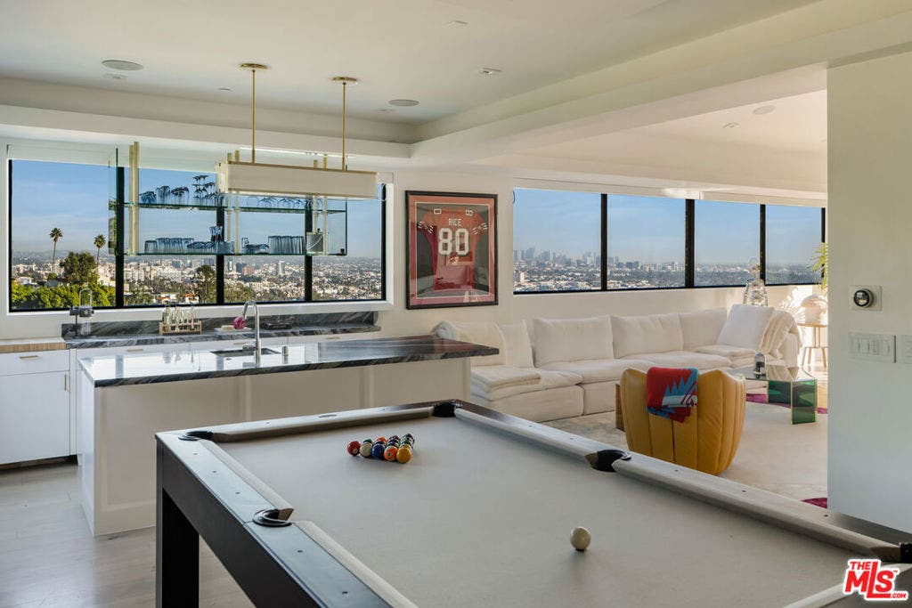 8080 Laurel View Drive, West Hollywood, CA 90069 8080 Laurel View Drive, West Hollywood, CA 90069