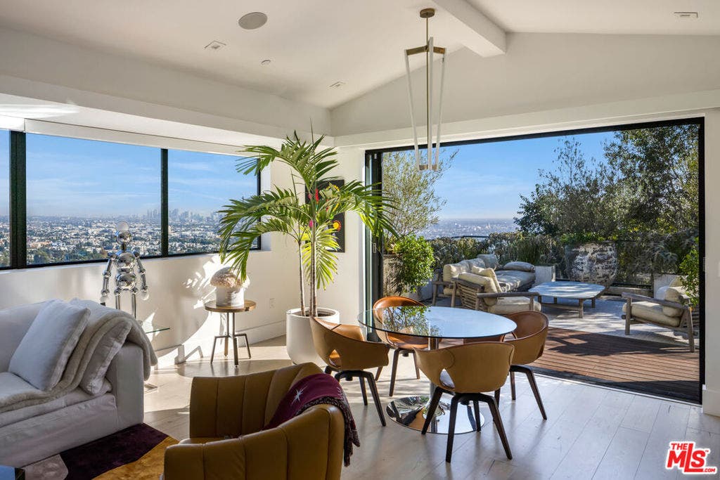 8080 Laurel View Drive, West Hollywood, CA 90069 8080 Laurel View Drive, West Hollywood, CA 90069