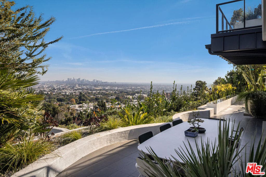 8080 Laurel View Drive, West Hollywood, CA 90069 8080 Laurel View Drive, West Hollywood, CA 90069