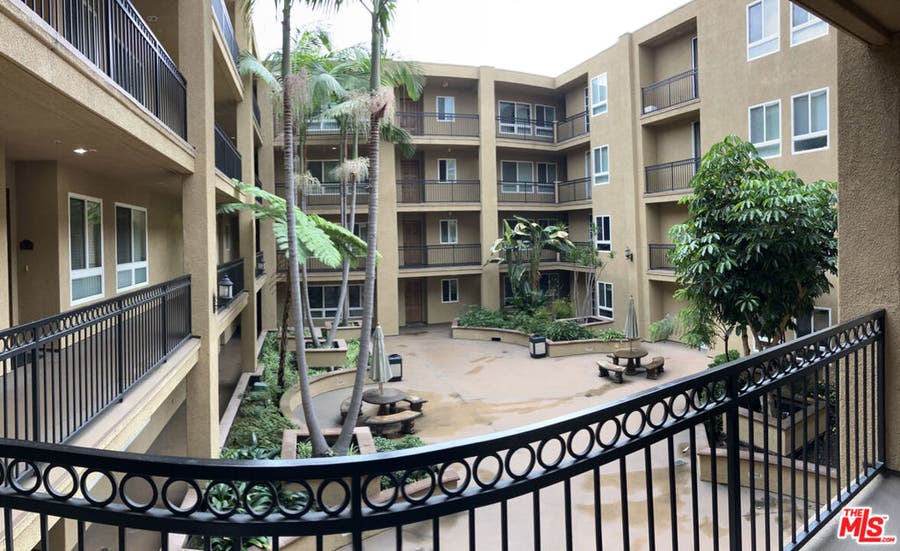 Property photo for 1401 S St Andrews Place, #209, Los Angeles, CA