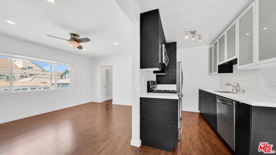 Property photo for 510 Pacific Avenue, #5, Venice, CA