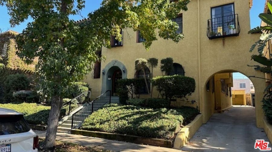 Property photo for 444 N Sycamore Avenue, #1, Los Angeles, CA